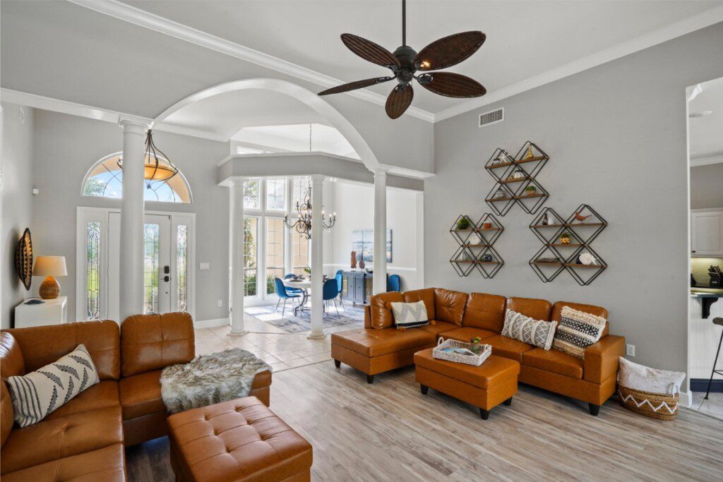 Seaside family room and dining room