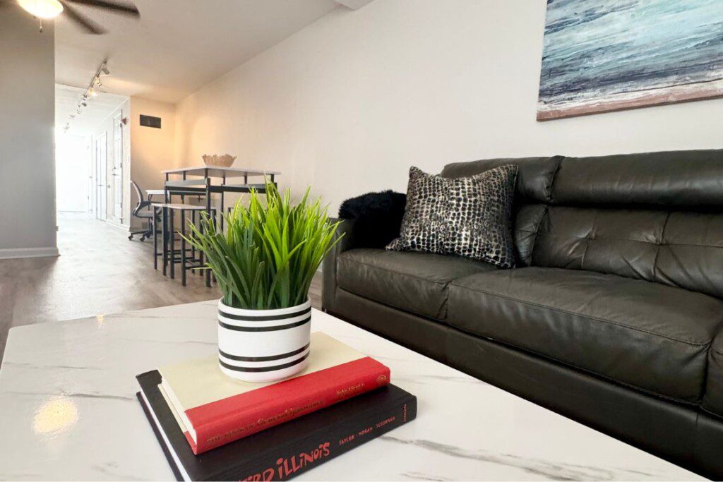 fox loft family room closeup of coffee table 1140x760